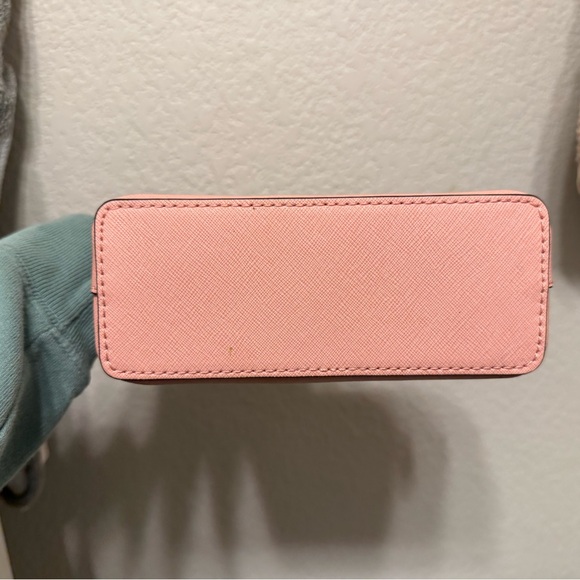 MICHAEL MICHAEL KORS CINDY TRAVEL POUCH - Picture 2 of 4